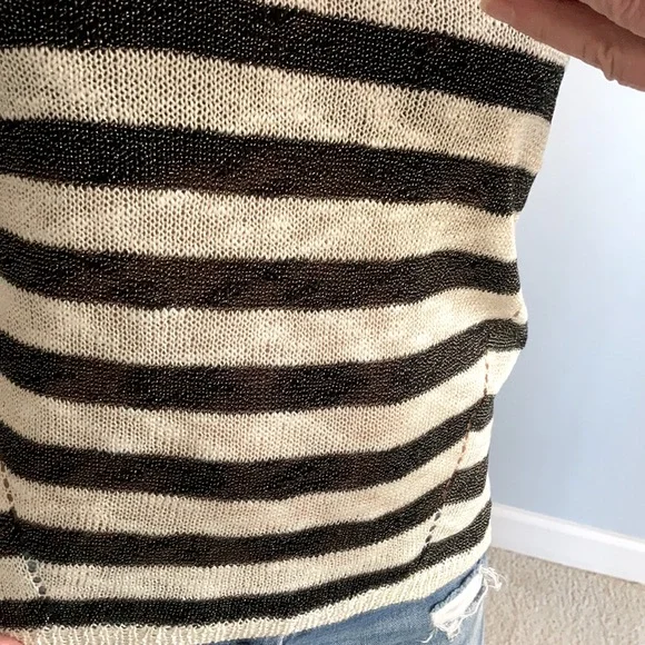 Black & Creamy White Striped Sweater - Picture 7 of 9
